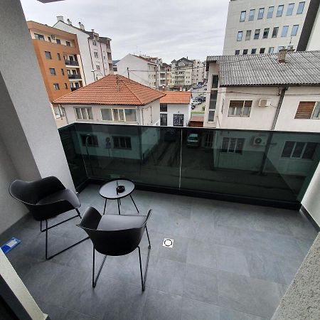 Lux Opera 2 Daire Banyaluka Dış mekan fotoğraf